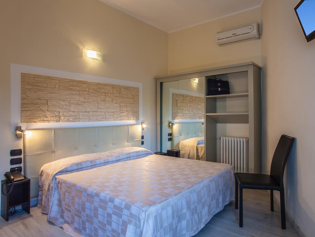 Hotel Calamosca Cagliari Esterno foto